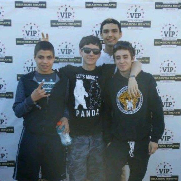 Meet your Posher, David - Picture 1 of 1